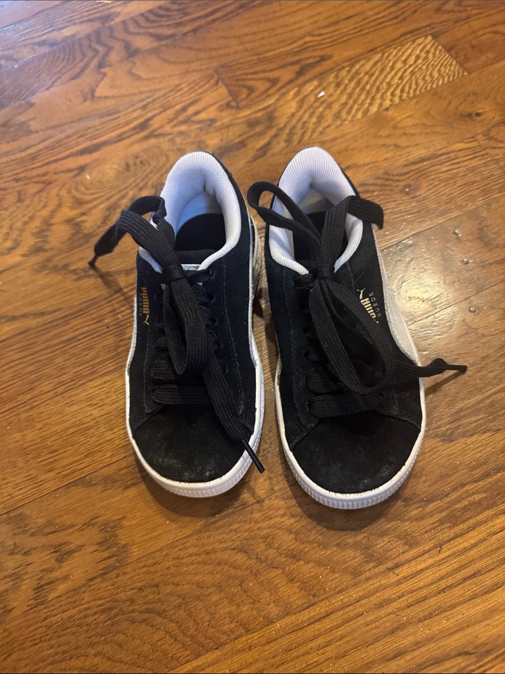 Puma Black Kids Suede Casual Sneakers - size 10.5